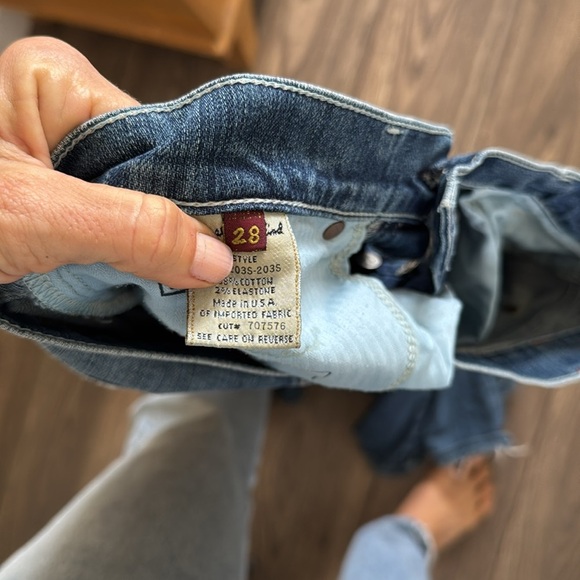 Perfectly distressed 7 for all mankind denim skirt with a train - Picture 8 of 16